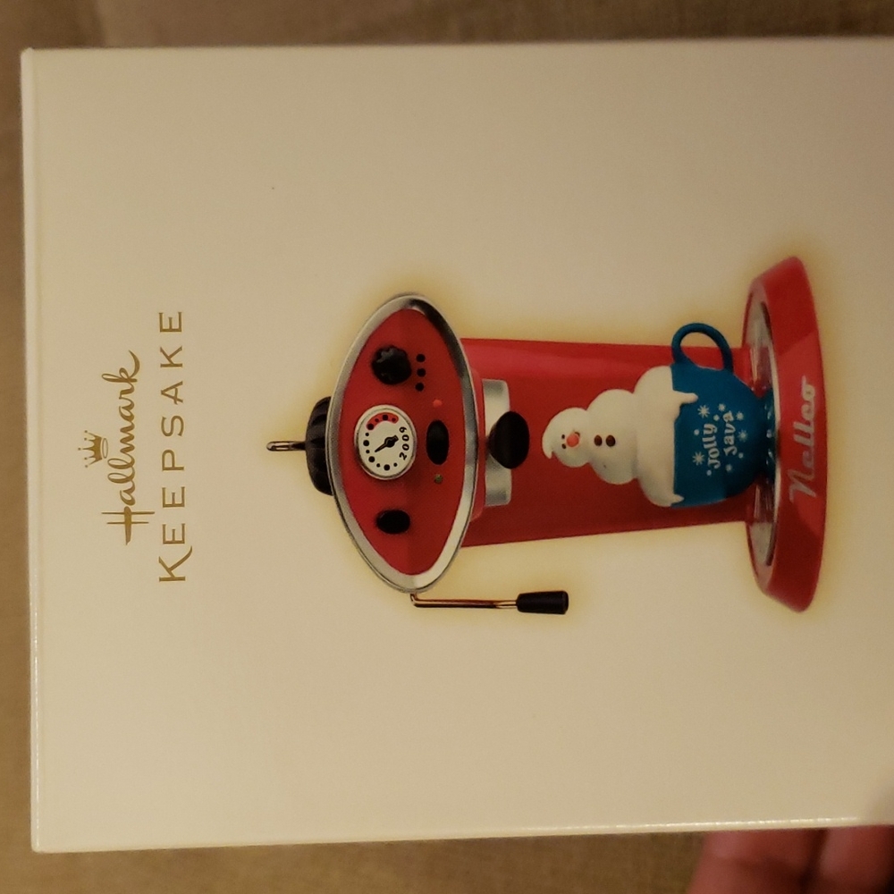 2009 Hallmark 'Holiday Perks' Ornament